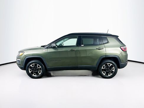 Used 2018 Jeep Compass Trailhawk w/ Navigation Group AWD/4WD image 4