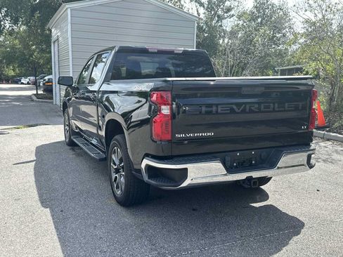 Used 2022 Chevrolet Silverado 1500 LT w/ Protection Package AWD/4WD image 4
