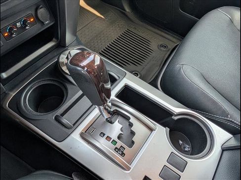 Used 2022 Toyota 4Runner Limited image 18