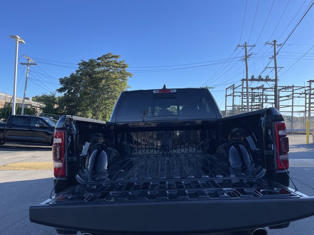 Used 2023 RAM 1500 Big Horn AWD/4WD image 13