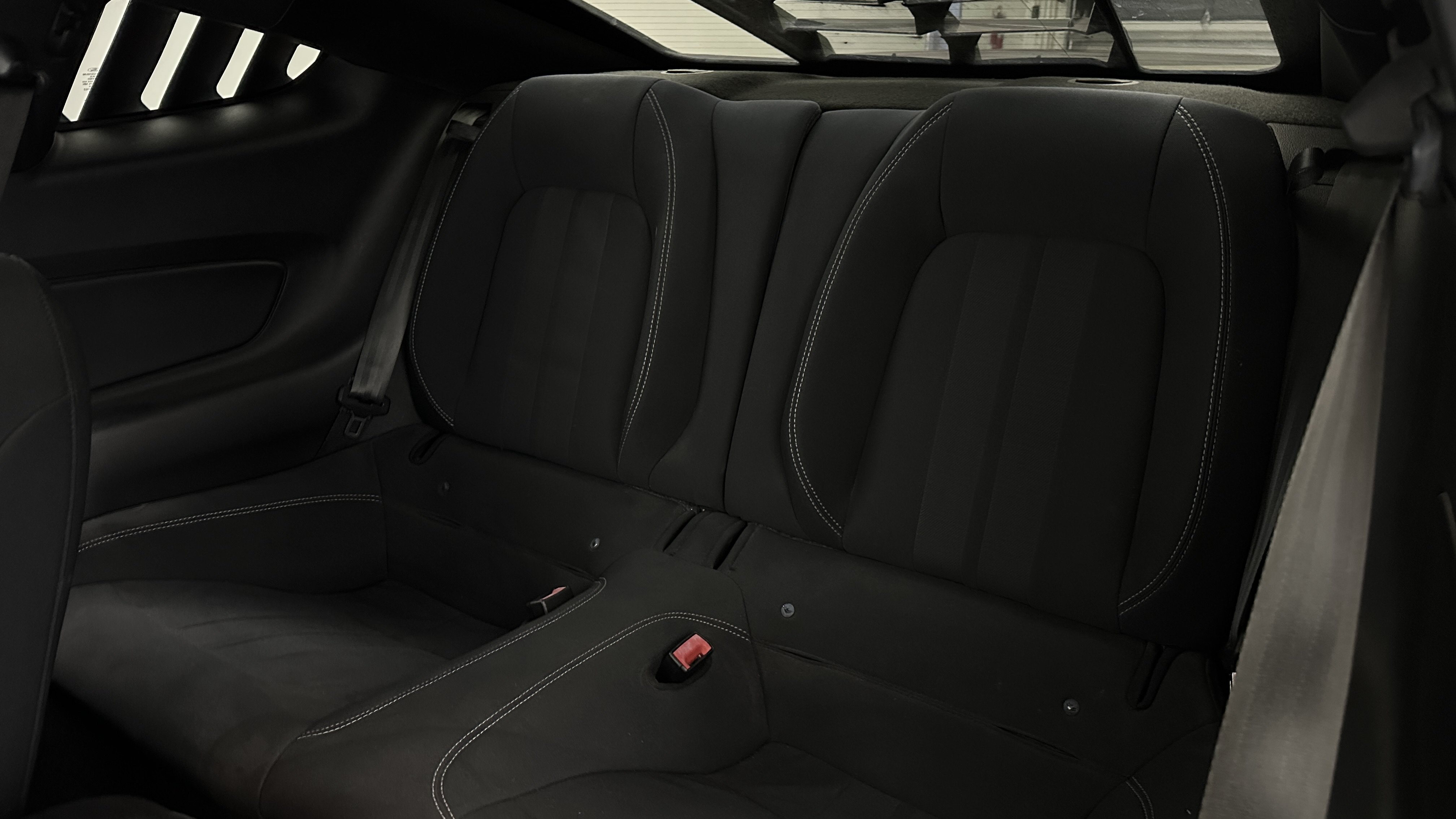 Used 2020 Ford Mustang Coupe RWD image 14