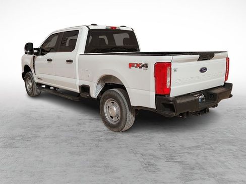 Used 2025 Ford F250 XL image 7