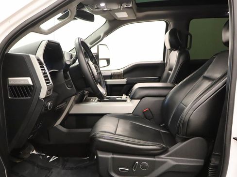 Used 2017 Ford F250 Lariat w/ Lariat Ultimate Package AWD/4WD image 17