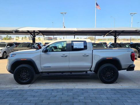 New 2026 GMC Canyon Elevation w/ Convenience Package image 7