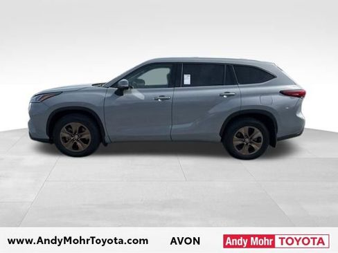 Used 2022 Toyota Highlander Bronze Edition image 5