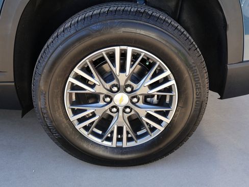 New 2026 Chevrolet Traverse LT w/ Driver Confidence Package image 6