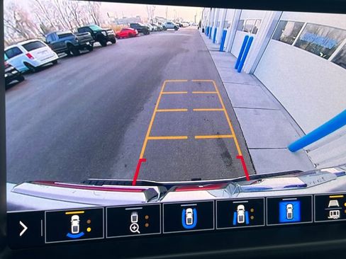 Used 2020 GMC Sierra 2500 Denali w/ Denali Ultimate Package image 16