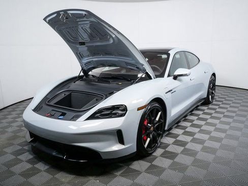 New 2026 Porsche Taycan GTS image 33