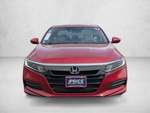Used 2019 Honda Accord LX image 2
