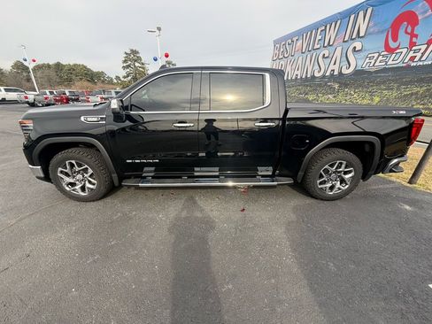 Used 2025 GMC Sierra 1500 SLT w/ SLT Premium Plus Package image 13