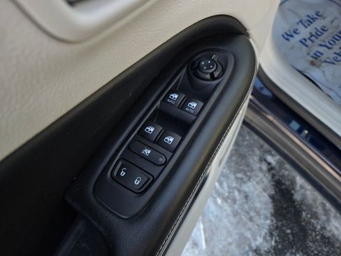 Used 2019 Jeep Compass Latitude w/ Popular Equipment Group image 12