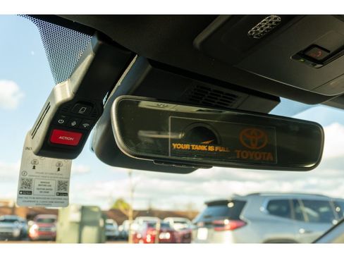 Used 2026 Toyota Camry SE w/ Convenience Package image 30