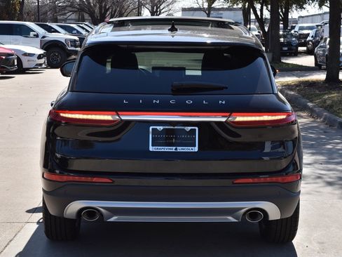 New 2026 Lincoln Corsair Reserve image 8