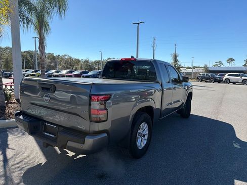 Certified 2024 Nissan Frontier SV w/ Technology Package image 7