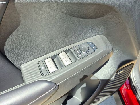 New 2026 Mitsubishi Outlander SE FWD image 19