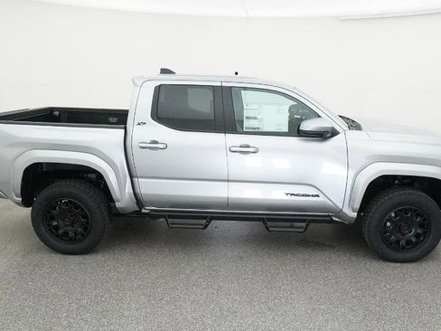 New 2026 Toyota Tacoma SR5 image 41