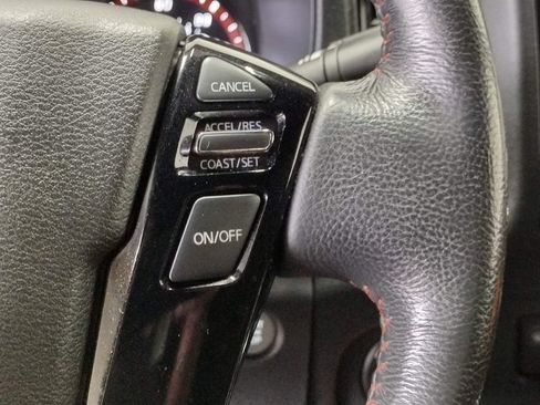 Used 2022 Nissan Frontier PRO-4X w/ Off-Road Protection Package AWD/4WD image 32