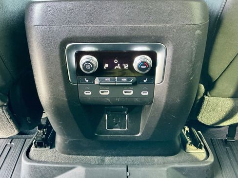 Used 2021 GMC Yukon XL AT4 w/ AT4 Premium Package image 28