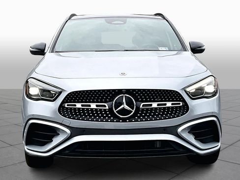 Certified 2025 Mercedes-Benz GLA 250 image 4