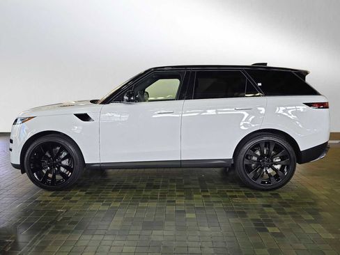 New 2026 Land Rover Range Rover Sport SE AWD/4WD image 2