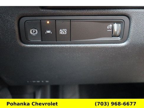 New 2026 Chevrolet Equinox EV LT image 18