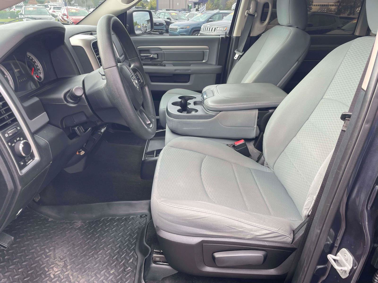 Used 2013 RAM 1500 Classic SLT w/ Remote Start & Security Group RWD image 12