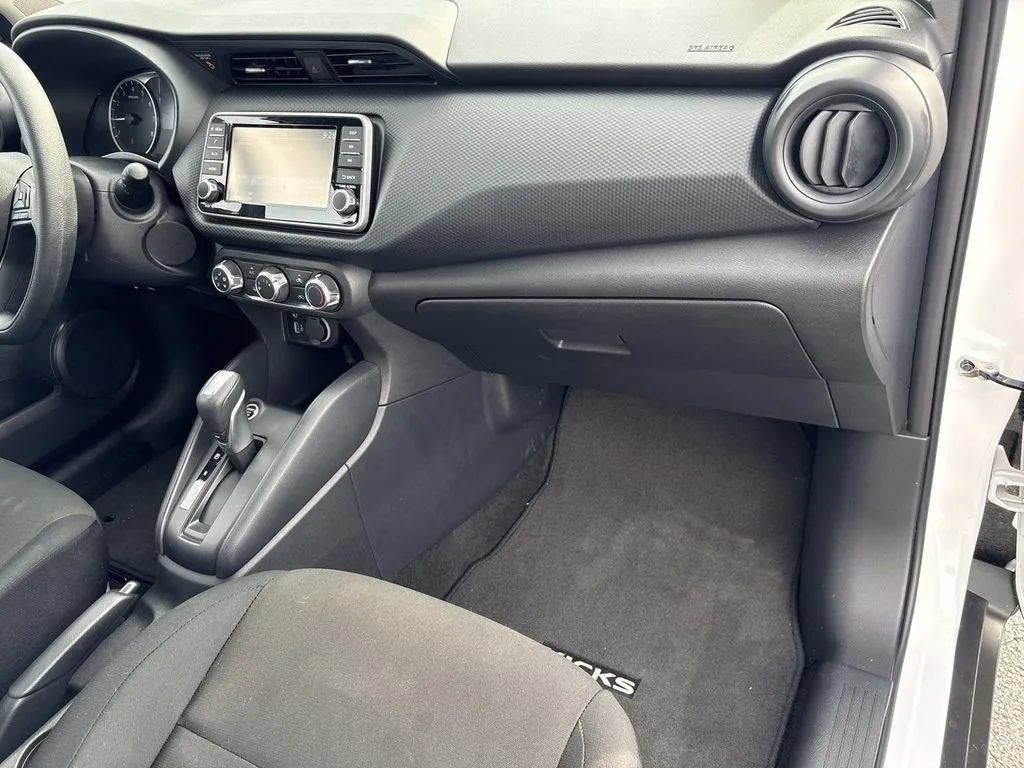 Used 2025 Nissan Kicks Play S FWD image 24