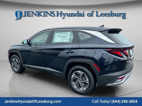 New 2026 Hyundai Tucson Blue SE image 7