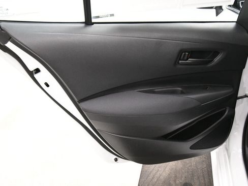 Used 2022 Toyota Corolla LE FWD image 28