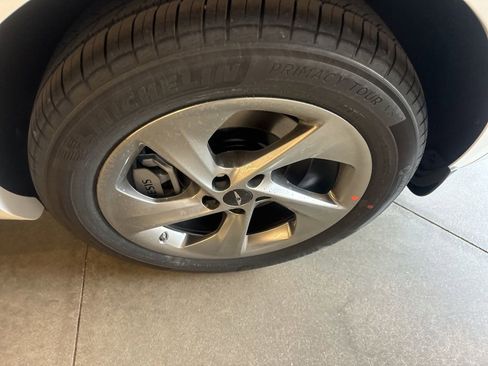 New 2026 Genesis GV70 2.5T Advanced image 6