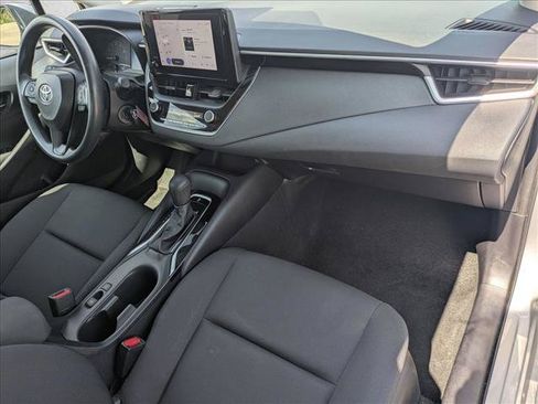 Used 2024 Toyota Corolla LE FWD image 21