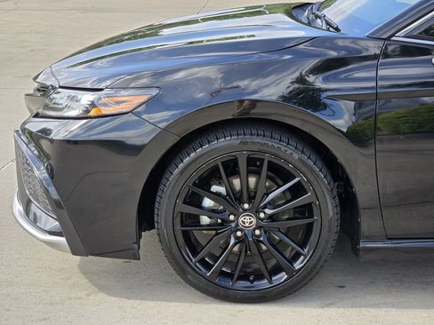 Used 2024 Toyota Camry XSE FWD image 6