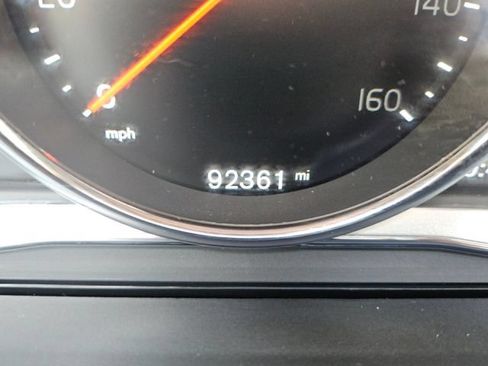 Used 2017 Volvo XC60 T6 Inscription w/ Preferred Option Package AWD/4WD image 27