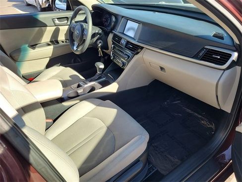 Used 2018 Kia Optima LX image 16