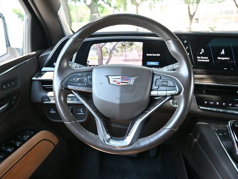 Used 2021 Cadillac Escalade ESV Sport w/ Driver Assist Tech Package AWD/4WD image 10