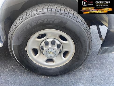 Used 2020 Chevrolet Express 2500 w/ Driver Convenience Package RWD image 45