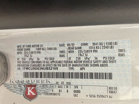 Used 2022 Ford Escape SE w/ SE Sport Appearance Package image 27