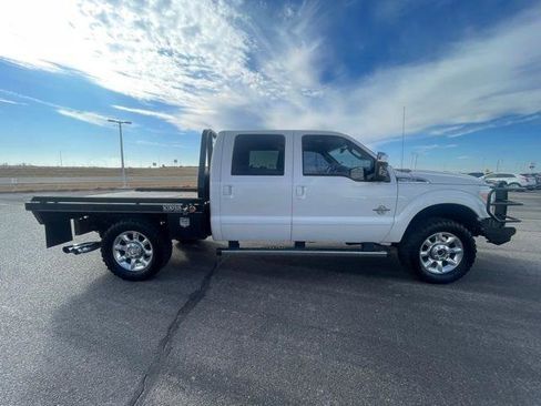 Used 2011 Ford F250 Lariat w/ Lariat Ultimate Pkg image 4
