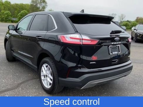 Used 2024 Ford Edge SEL image 7