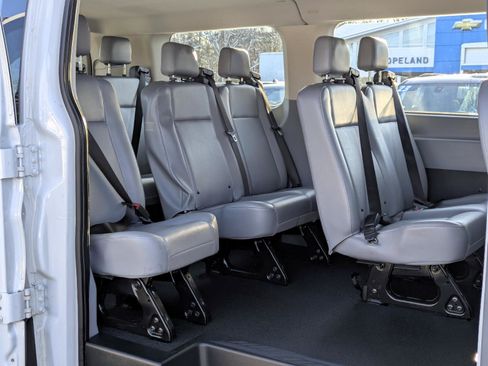 Used 2019 Ford Transit 150 XL image 20