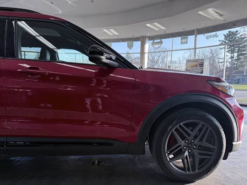 Used 2026 Ford Explorer ST w/ Sun And Sound Package AWD/4WD image 4