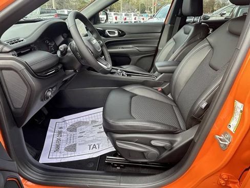 New 2026 Jeep Compass Latitude AWD/4WD image 13