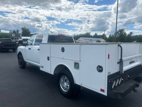 Used 2024 RAM 3500 Tradesman w/ Chrome Appearance Group AWD/4WD image 3
