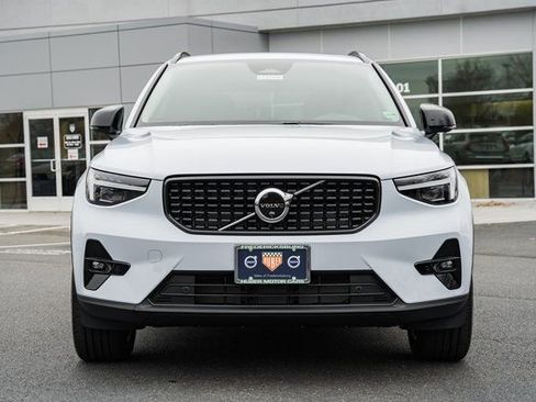New 2026 Volvo XC40 B5 Plus w/ Protection Package Premier image 2