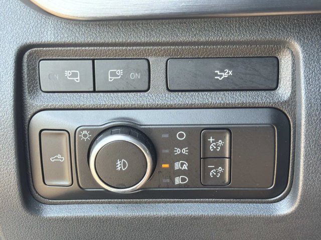 Certified 2024 Ford F250 Lariat w/ FX4 Off-Road Package AWD/4WD image 24