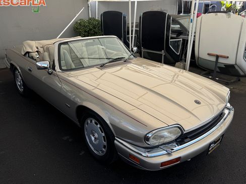 Used 1996 Jaguar XJS 4.0 Convertible RWD image 1