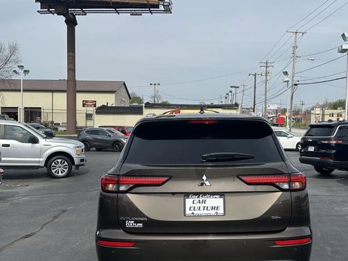 Used 2022 Mitsubishi Outlander SEL AWD/4WD image 66