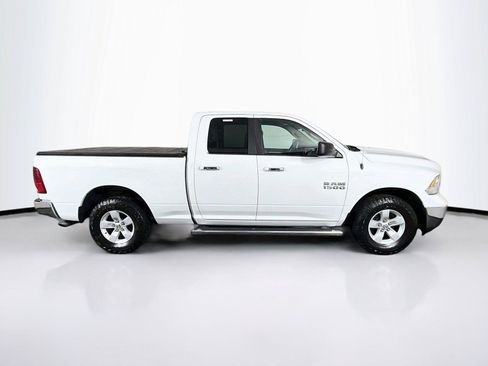Used 2016 RAM 1500 Classic SLT AWD/4WD image 12
