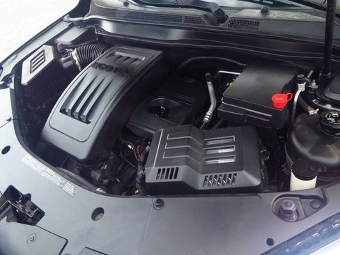 Used 2017 Chevrolet Equinox LT w/ Convenience Package image 35