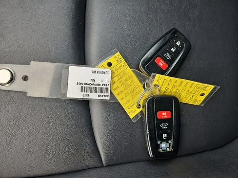 Used 2019 Toyota RAV4 XLE Premium w/ All Weather Liner Package AWD/4WD image 20